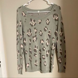 Willow & clay leopard print sweater